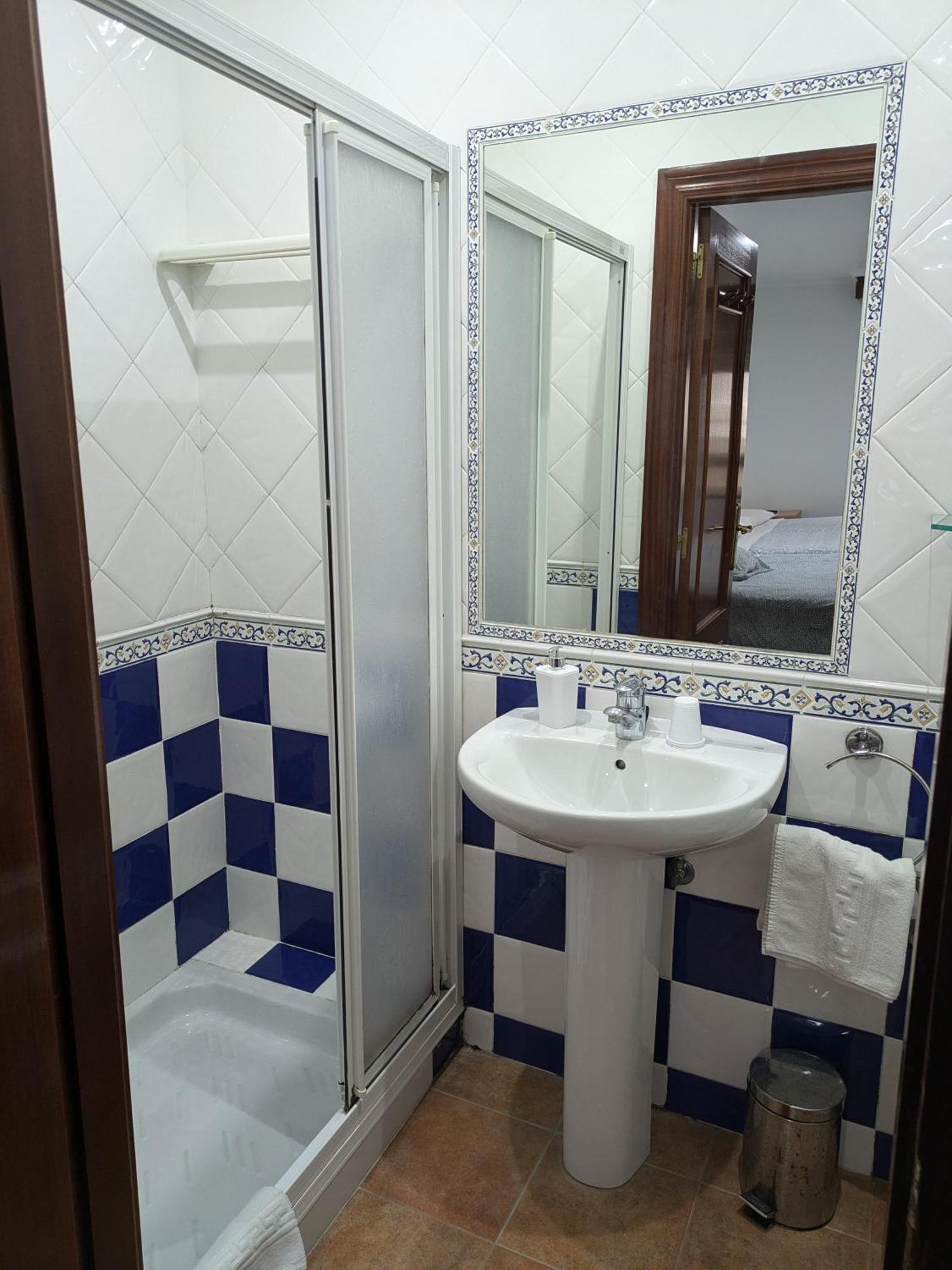 Akelarre Ostatua Hotel Guernica Buitenkant foto