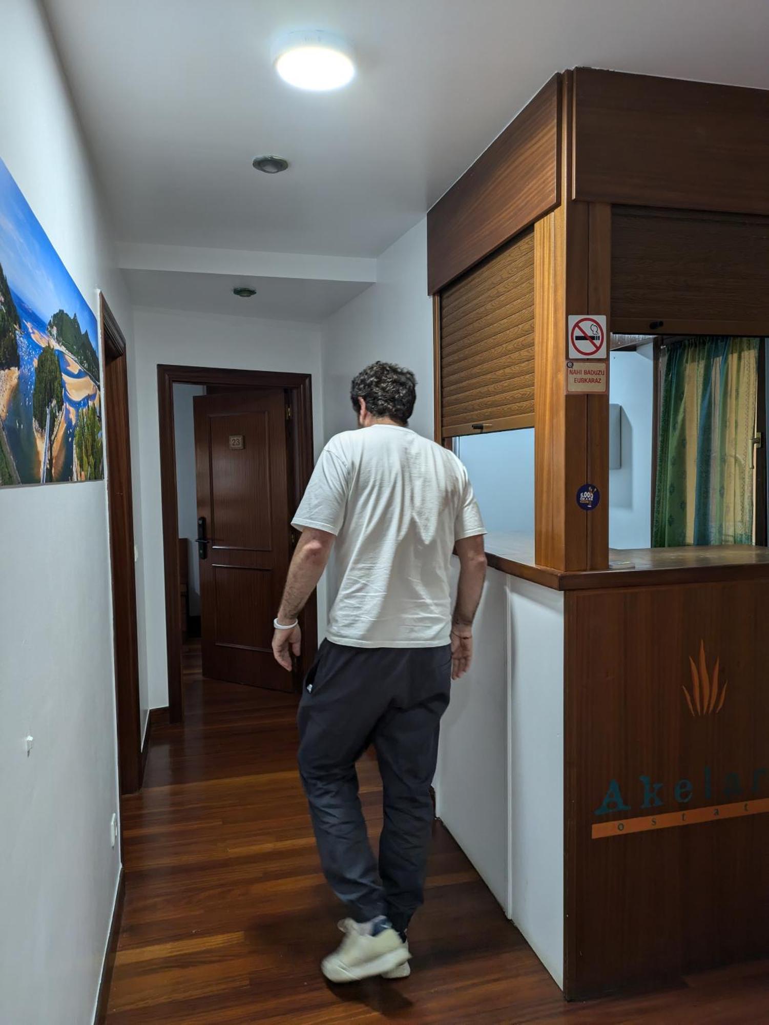 Akelarre Ostatua Hotel Guernica Buitenkant foto